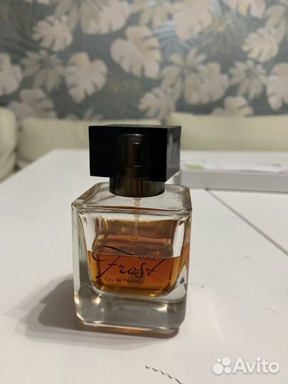 Духи Ив сен Лоран Мон пари,Каори и Анна Фрост