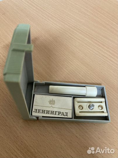 Бритвенный станок в футляре. СССР