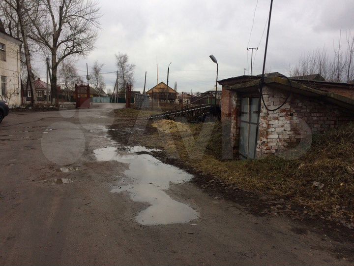 Гараж, > 30 м²