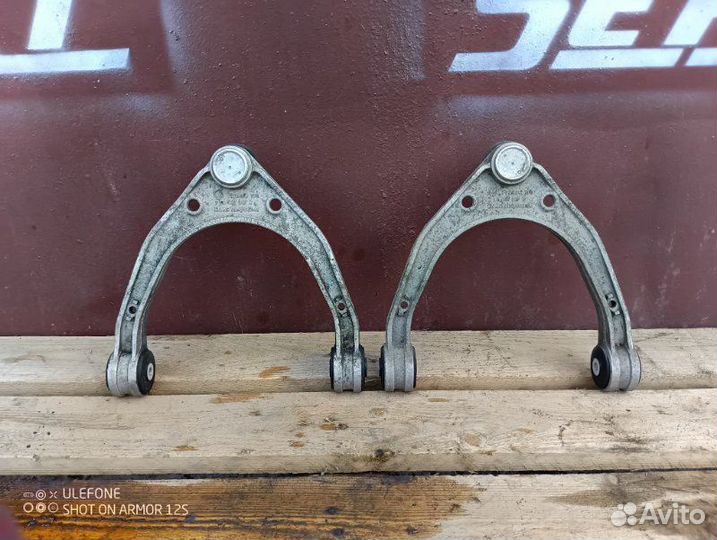 Рычаг подвески верхний передний Audi Q7 4L 3.0 BUG