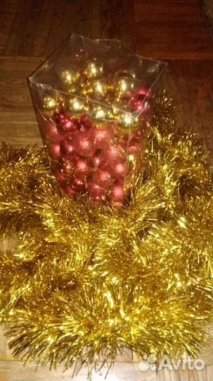 Новогодние игрушки