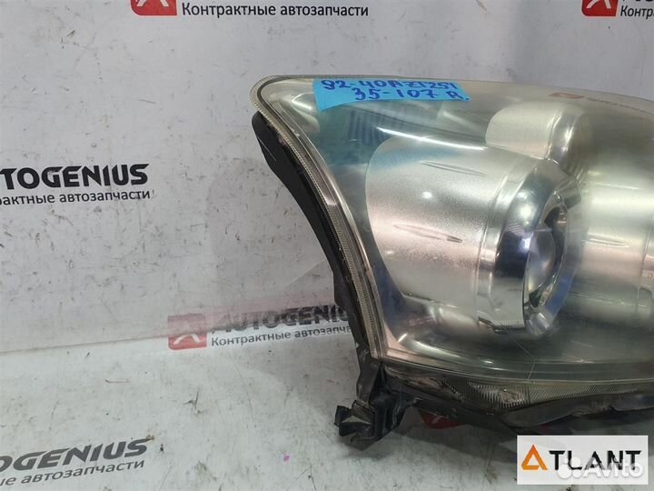 Фара передняя правая toyota avensis