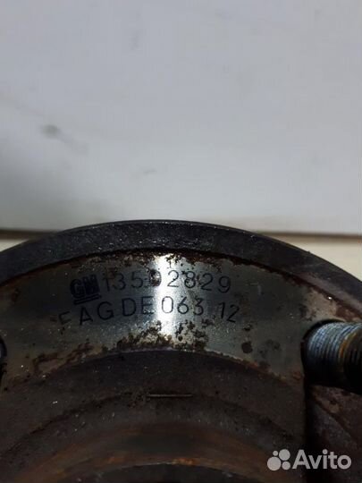 Ступица передняя Opel Astra J 2010-2017