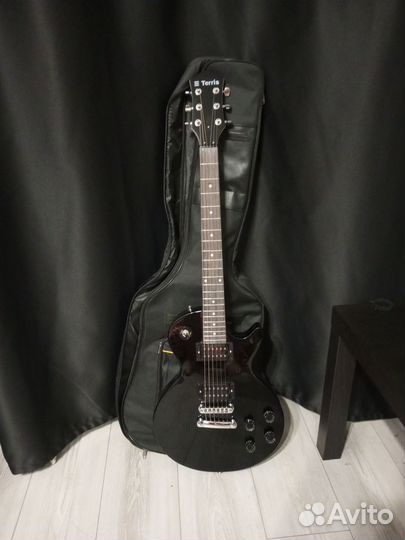 Электро гитара с комбиком