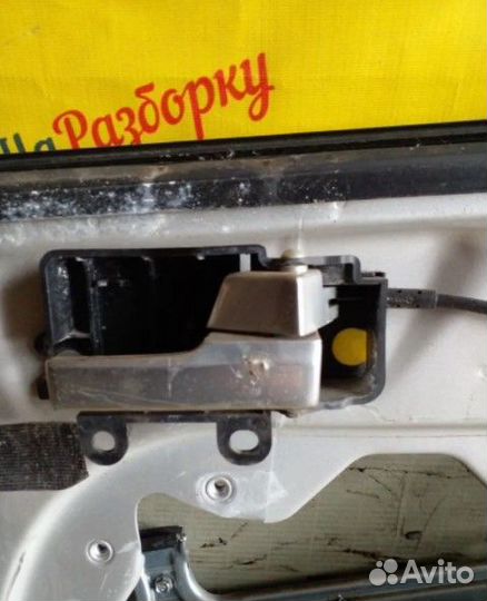Ручка двери внутренняя левая Ford Focus 2