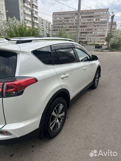 Toyota RAV4 2.5 AT, 2018, 102 000 км