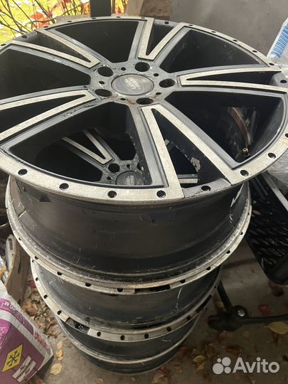 Кованные диски 20х8.5J на Range Rower