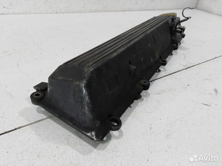 Крышка клапанная бмв 7 E38