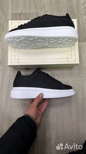 Кроссовки Alexander McQueen Black White (36-45)