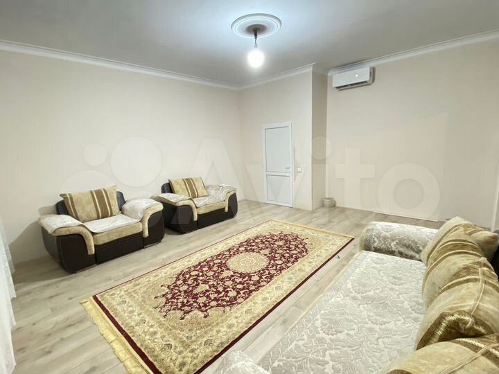 2-к. квартира, 100 м², 2/2 эт.