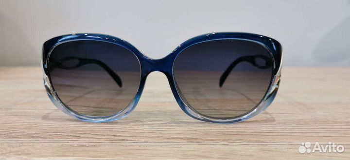 Солнечные очки Emilio Pucci