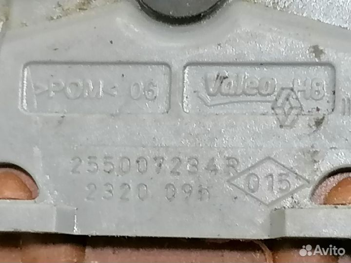 Кнопка обогрева сидения Renault Fluence 2010-2017