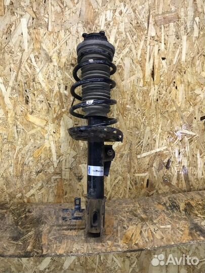 Стойка подвески передняя левая Opel Astra H