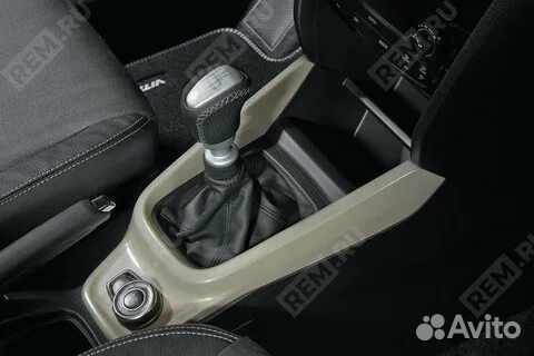 Декор/накл. центр.консоли SZ Vitara990E0-54P78-ZQQ