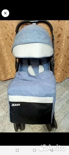 Прогулочная коляска