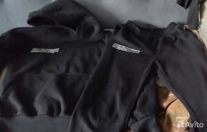 Отдам за 2 киндера