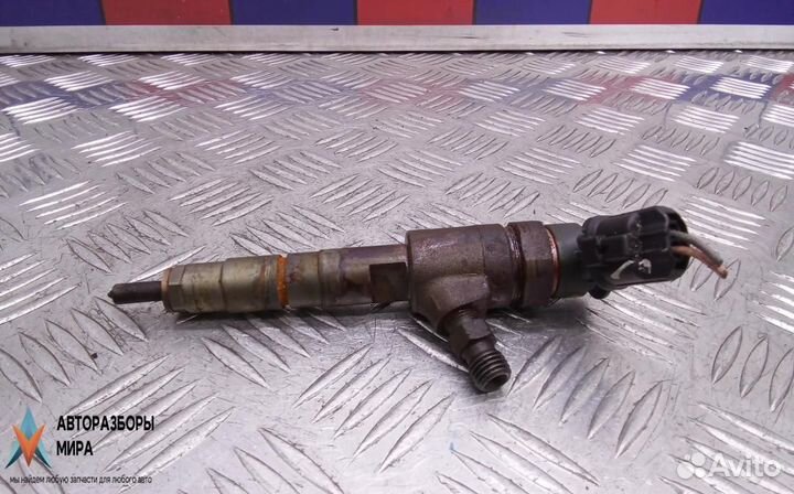 Форсунка Peugeot 308 T9 2013 0445110340