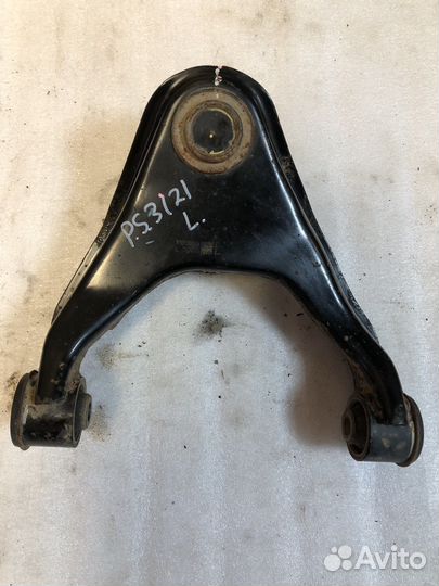 Mitsubishi L200 Pajero sport 3 Рычаг верхний