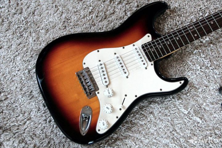 Эл.гитара Vintage (Strat)