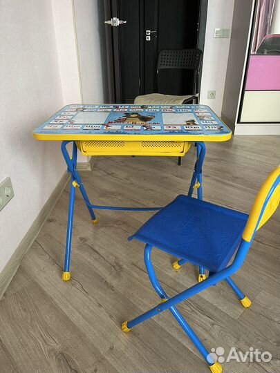 Стол детский со стулом