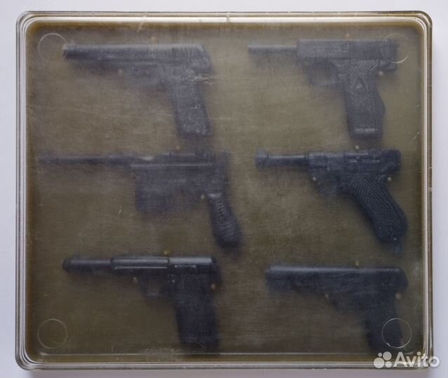 Набор пластиковых пистолетов