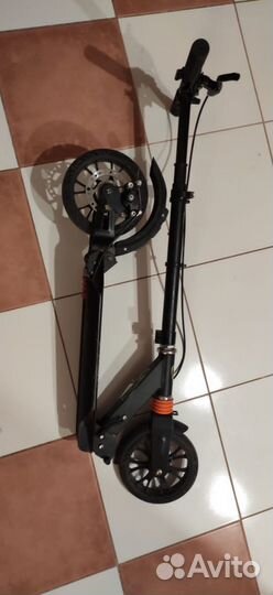 Самокат scooter с ручным тормозом