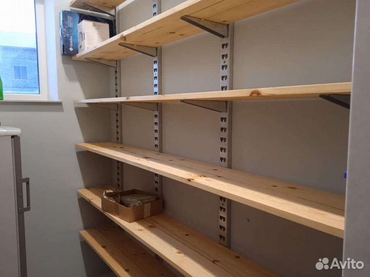 Стеллажи полки консоли