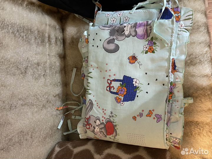 Бортики в кроватку