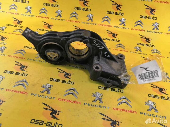 Опора подушка двигателя правая NFU peugeot 307