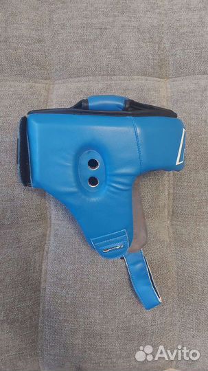 Шлем для единоборств