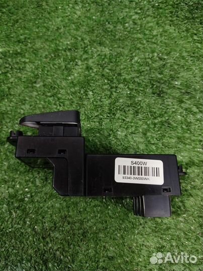 Переключатель обогрева сидений KIA Sportage 3 (SL