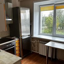 2-к. квартира, 40 м², 2/2 эт.