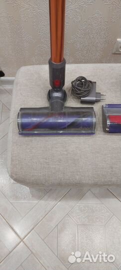 Продам пылесос dyson cyclone v10 absolute