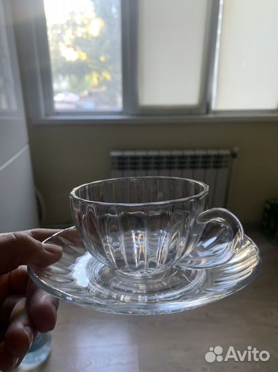 Чайные чашки с блюдцами