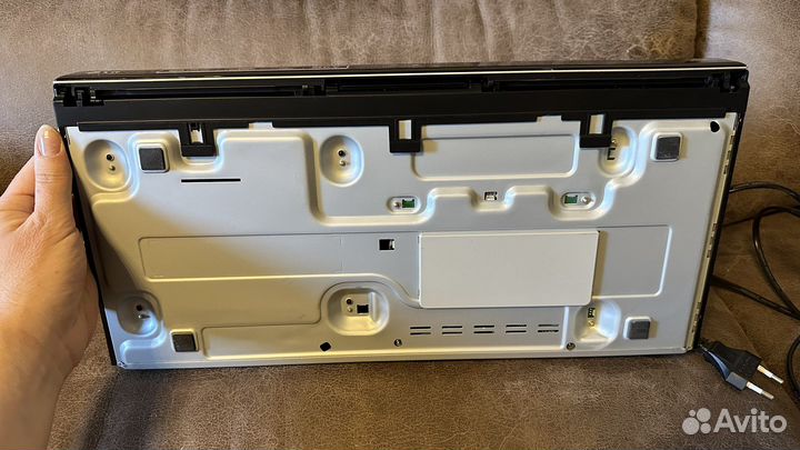 Видеомагнитофон lg