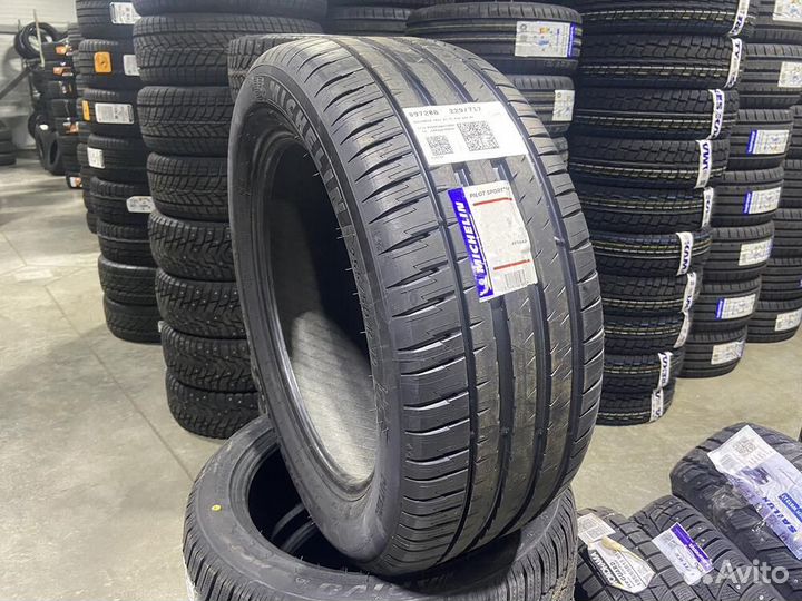 Michelin Pilot Sport 4 SUV 275/40 R21 107