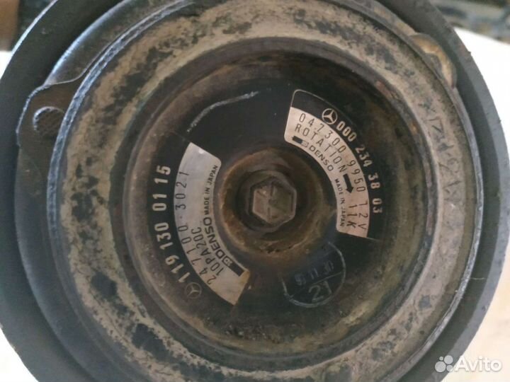 Компрессор кондиционера Mercedes 140