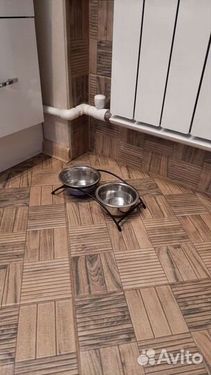 Миски на подставке для собак и кошек