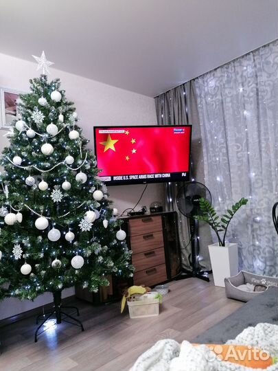 Ель искусственная заснеженная