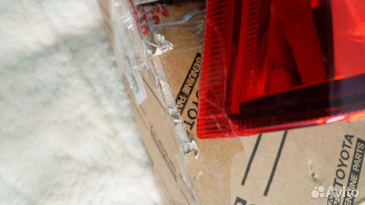 Фонарь задний внутренний левый land cruiser 200