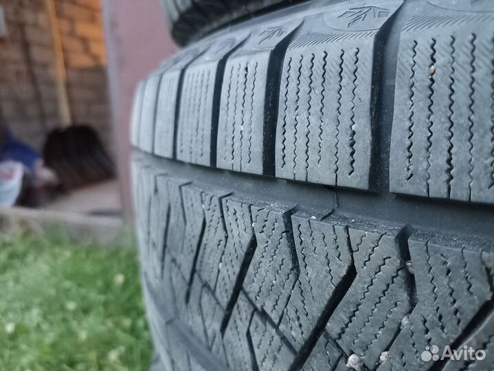 Triangle Snowlink TWT02 265/50 R20