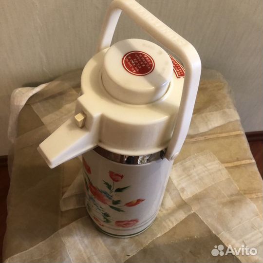 Термос СССР с помпой