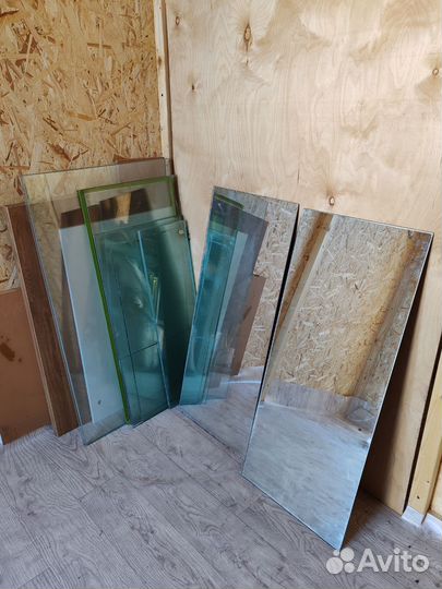 Продам зеркала и стекла