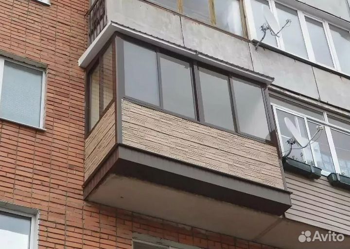 Остекление раздвижное с отделкой