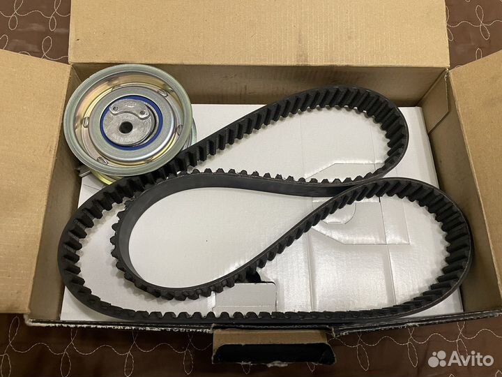 Ремень грм и ролик, комплект CT908K1