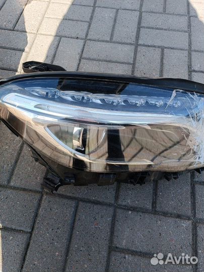 Правая фара mercedes GLA200