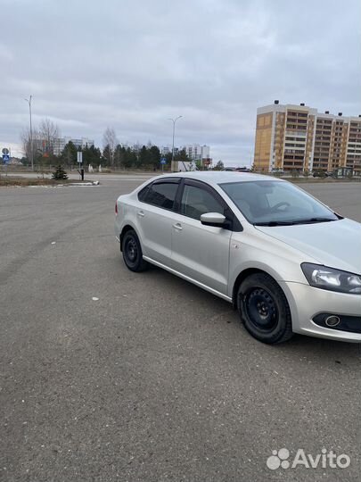 Volkswagen Polo 1.6 МТ, 2013, 243 000 км