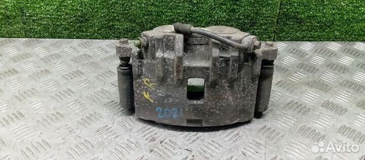 Суппорт Cadillac Sts Правый Передний