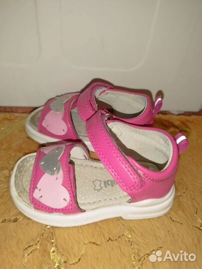 Босоножки для девочки