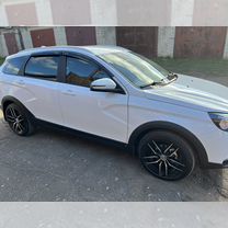 ВАЗ (LADA) Vesta 1.6 CVT, 2022, 12 000 км